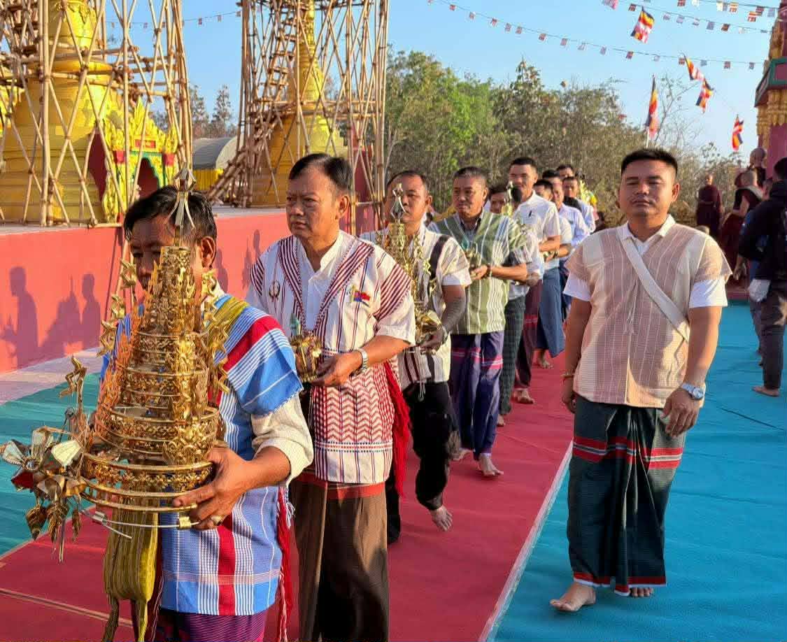 တပေါင်းလမြတ် ကောင်းမှုတော် စေတီတော်များ ရွှေထီးတော်တင်လှူပွဲနှင့် ဗုဒ္ဓဘိသေက အနေကဇာတင် မဟာမင်္ဂလာ အခမ်းအနား