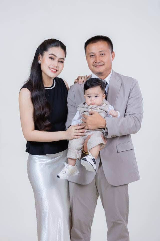 ဘားအံမြို့ အမှတ်(၂) အခြေခံပညာအထက်တန်းကျောင်းအတွက် အလှူရှင်မိသားစုမှ ကျပ်သိန်း ၁၅၀ လှူဒါန်း