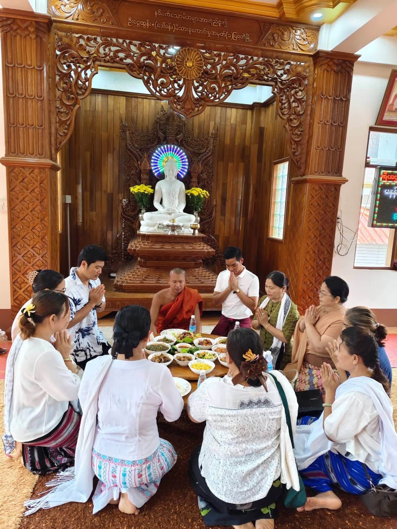 နန်းဝင်းဝတီဦး(ခ)မမရေ မွေးနေ့အလှူ မှတ်တမ်းပုံများ